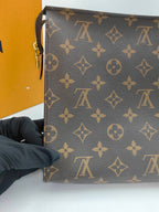 Louis Vuitton Clutch
