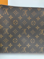 Louis Vuitton Clutch