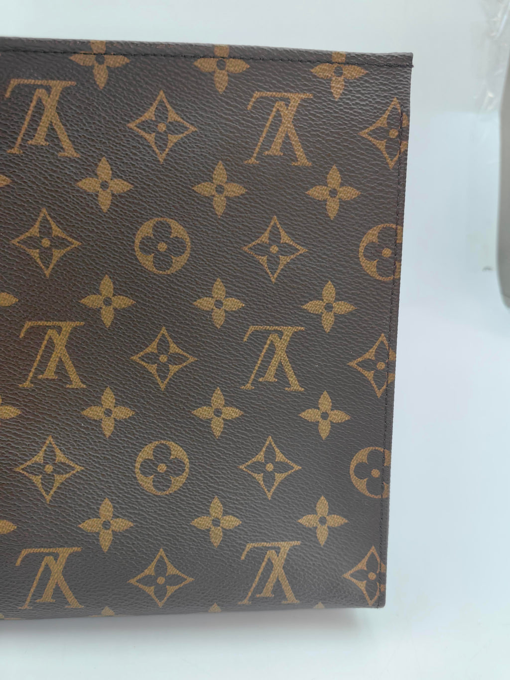 Louis Vuitton Clutch