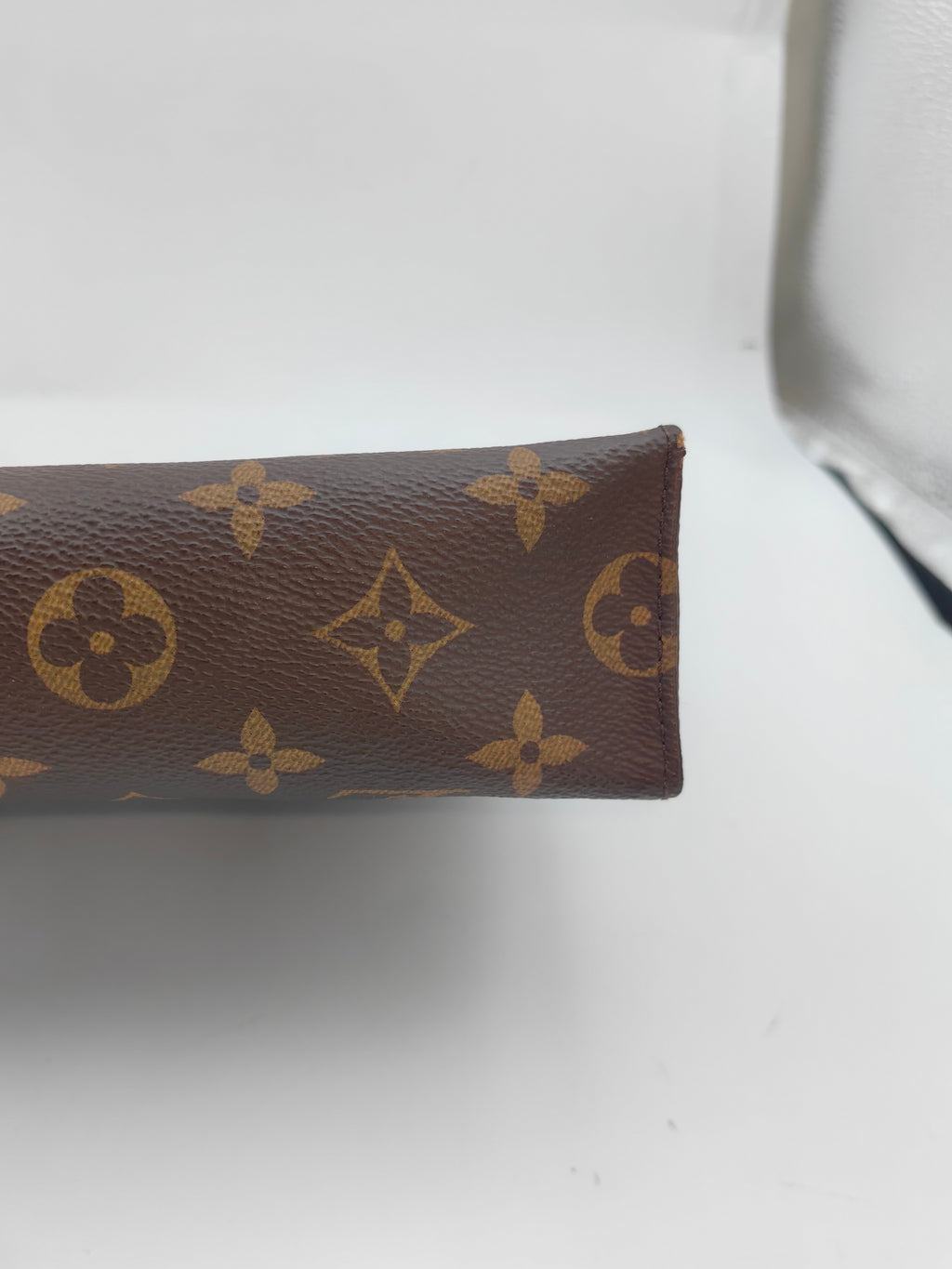 Louis Vuitton Clutch