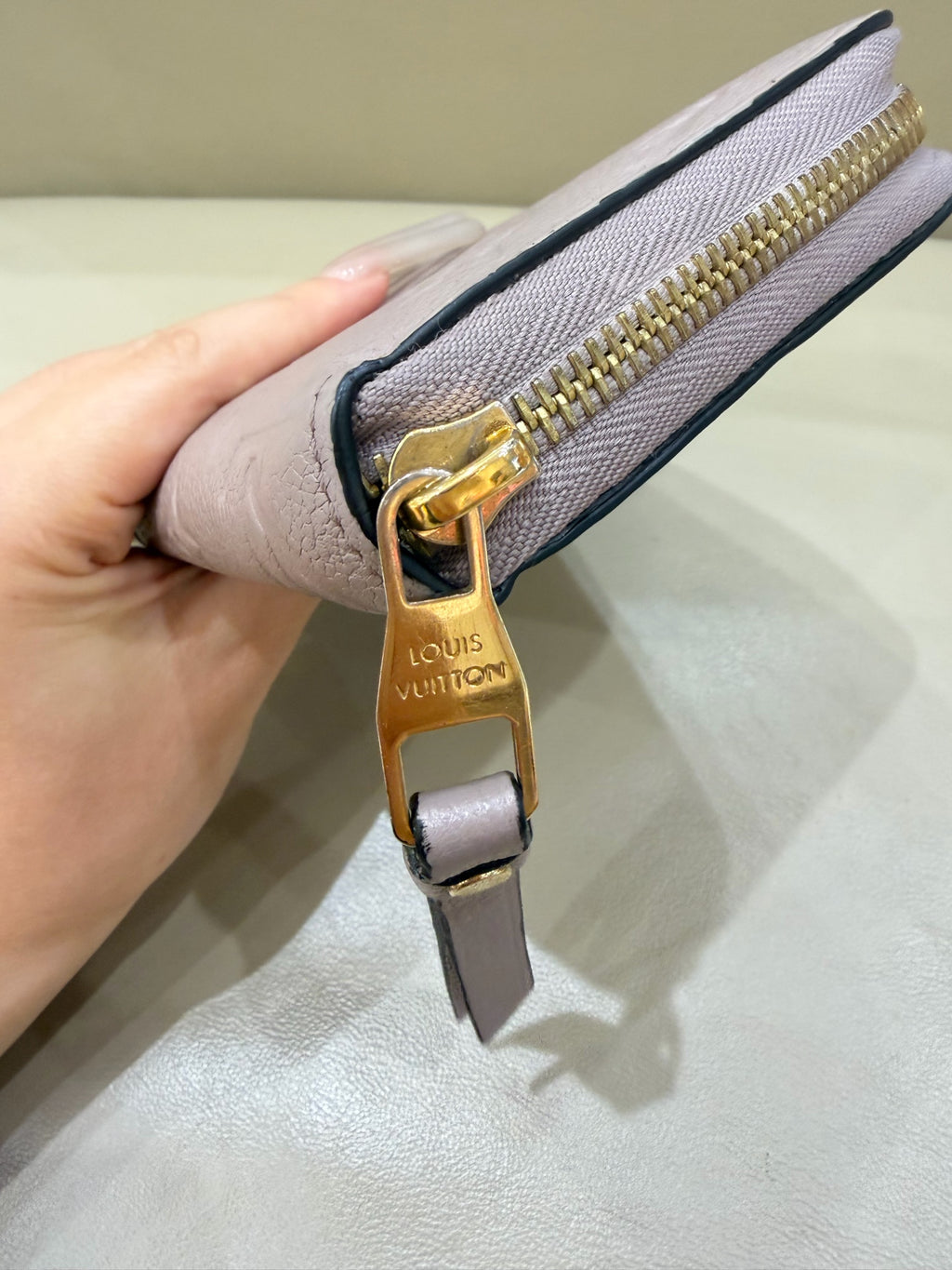Louis Vuitton Pink M64089