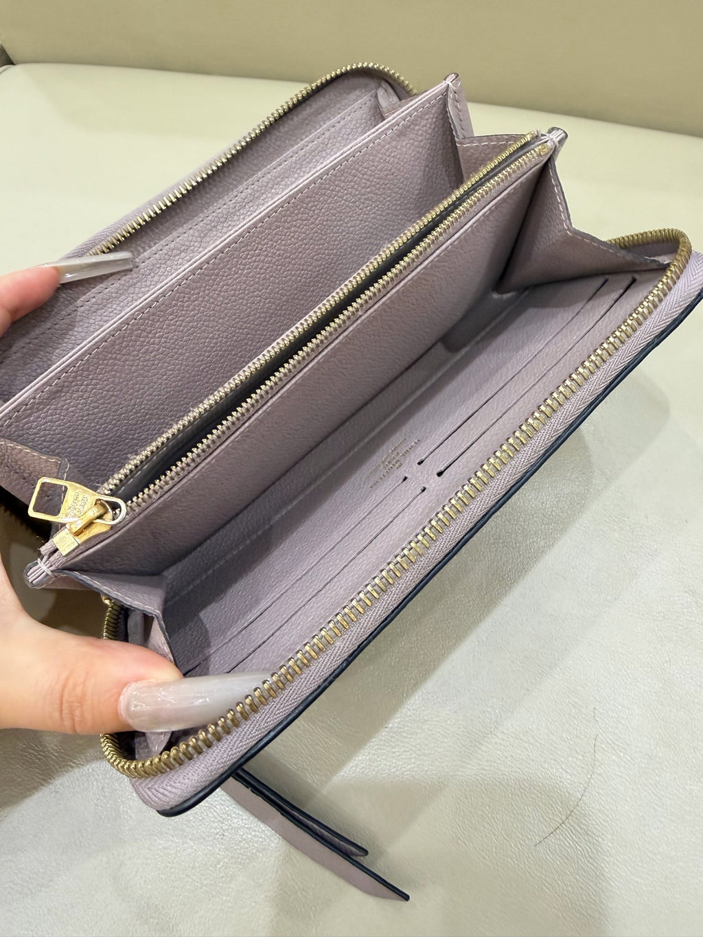 Louis Vuitton Pink M64089
