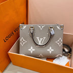 Louis Vuitton Onthego Crossbody 25 x 19 x 11.5 M45779