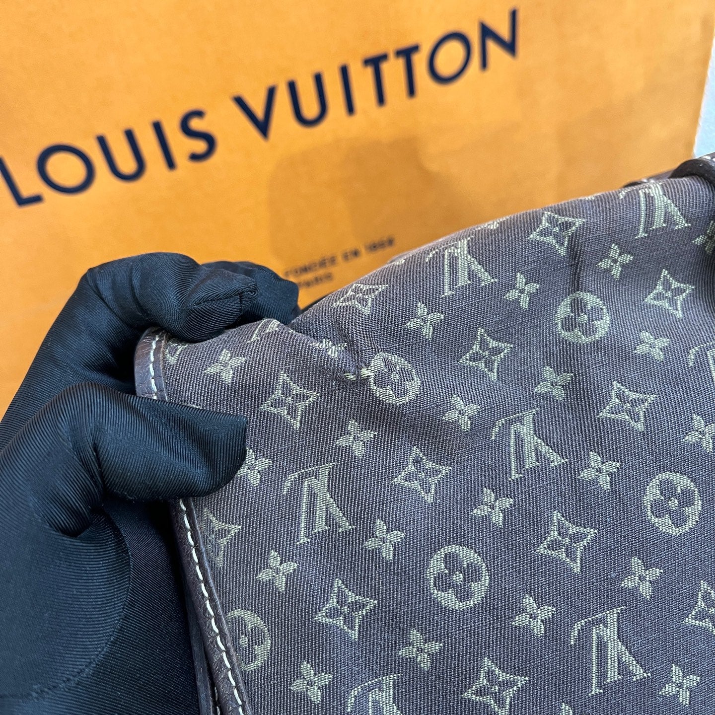 Louis Vuitton Crossbody