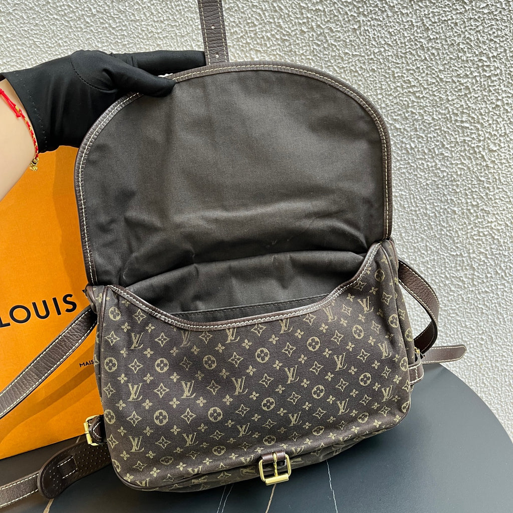 Louis Vuitton Crossbody
