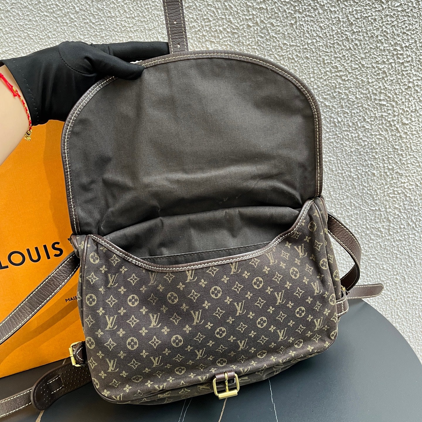 Louis Vuitton Crossbody