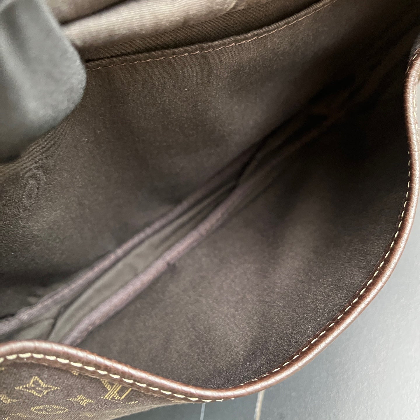 Louis Vuitton Crossbody