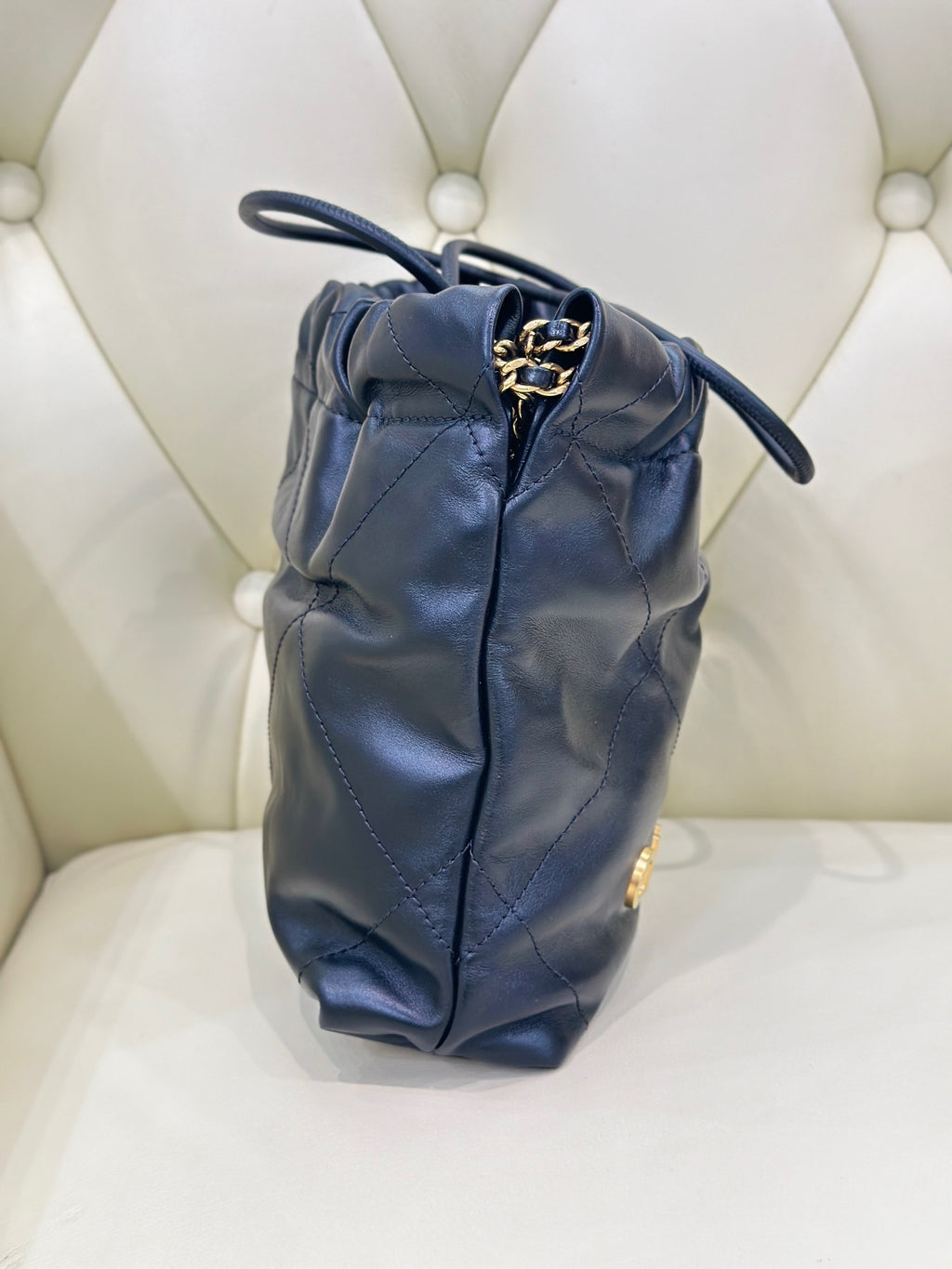 Chanel Bucket bag 20×6×19 AS3980-B08037-NQ340