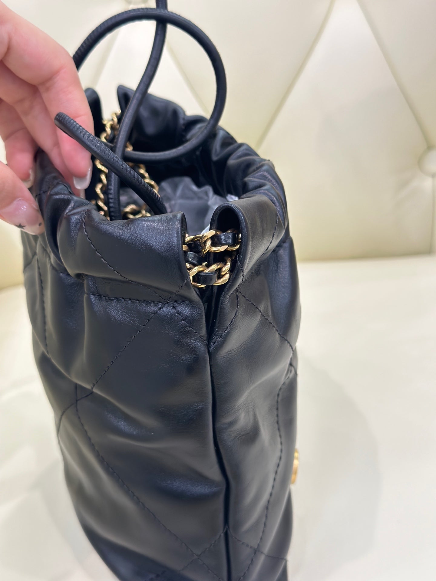 Chanel Bucket bag 20×6×19 AS3980-B08037-NQ340