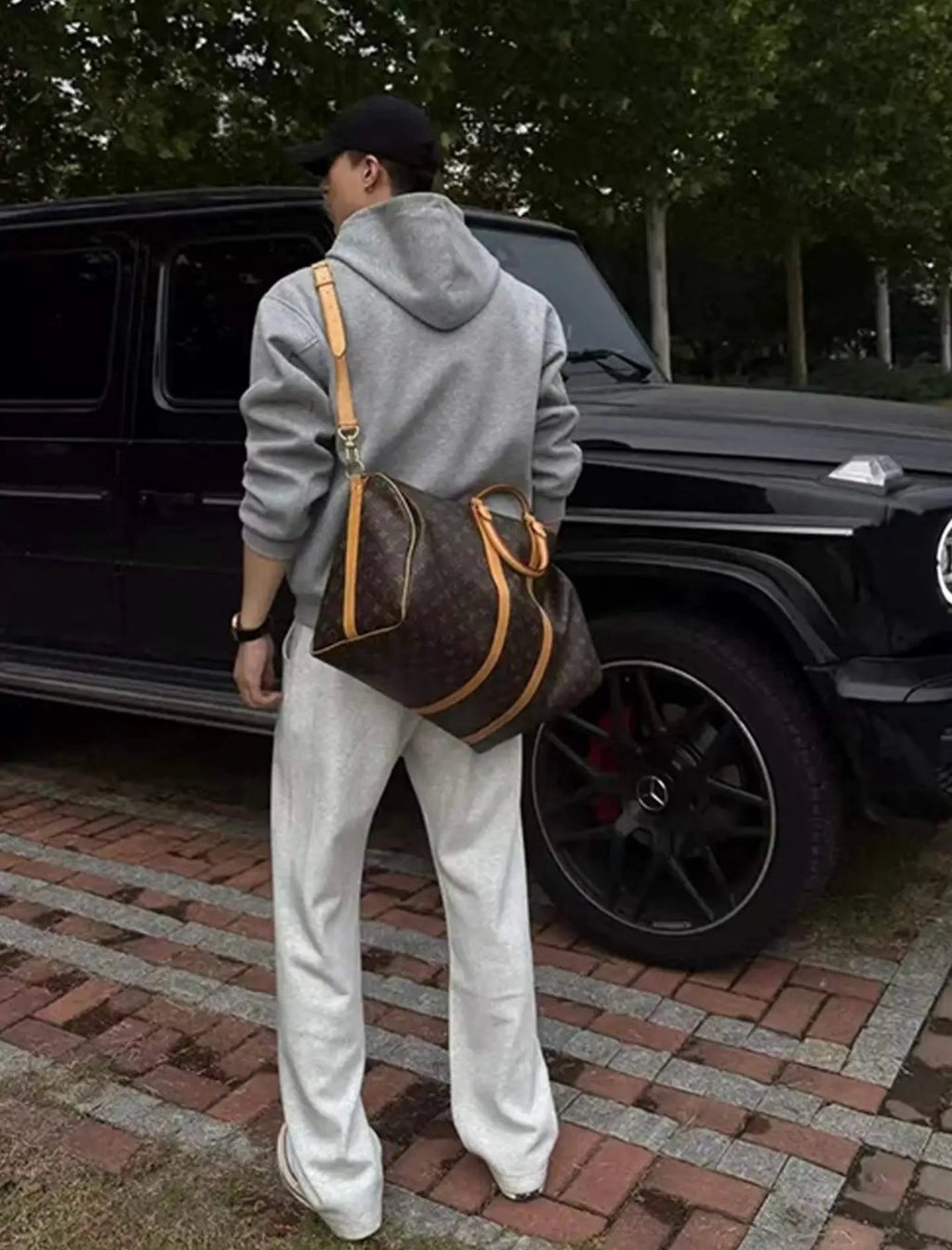 Louis Vuitton 16 Duffle