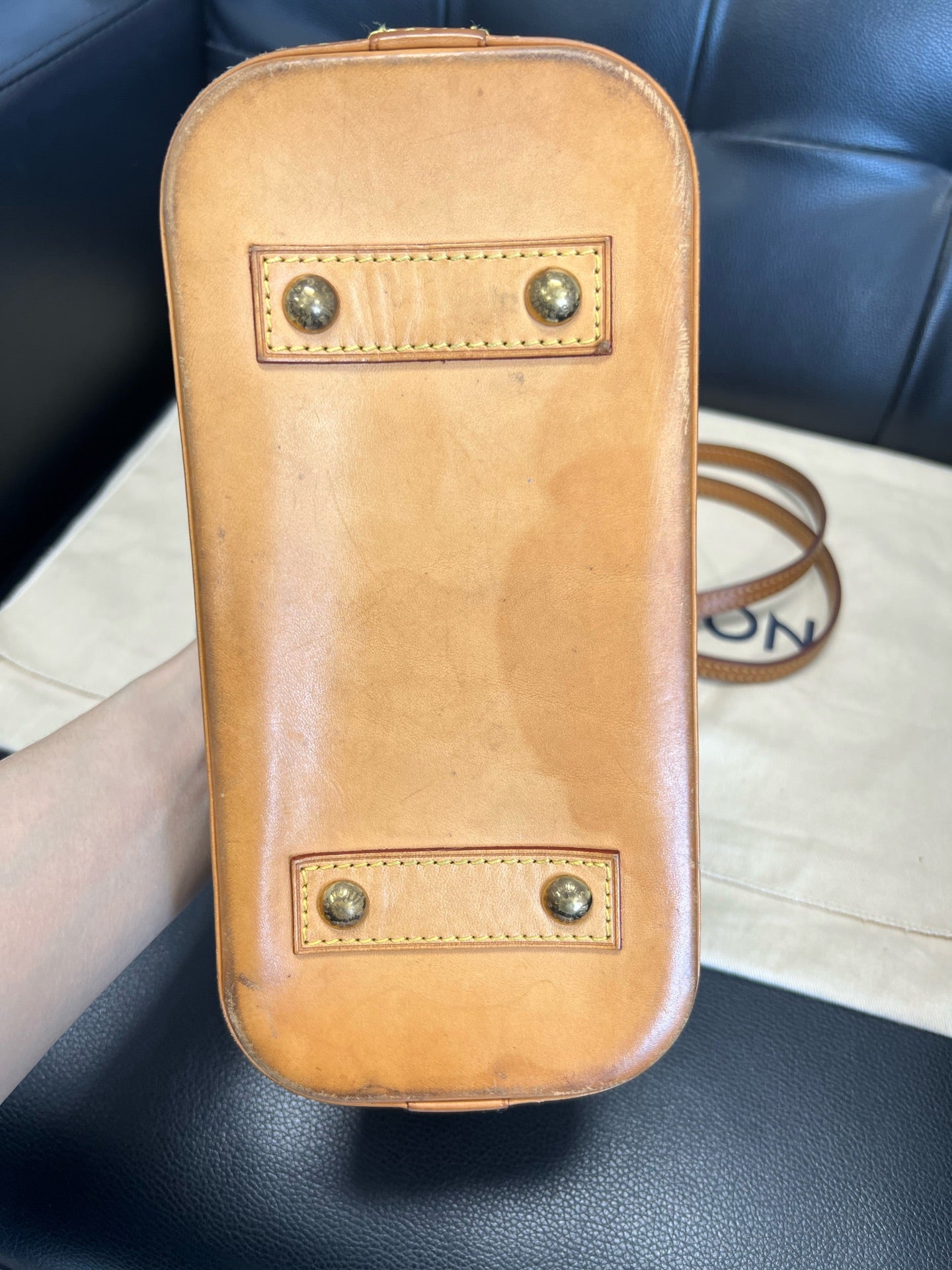 Louis Vuitton ALMA BB Handbag M46990