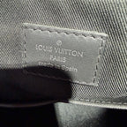 Louis Vuitton Black Messenger Bag 33.0x 25.5x 9.0 cm N40003