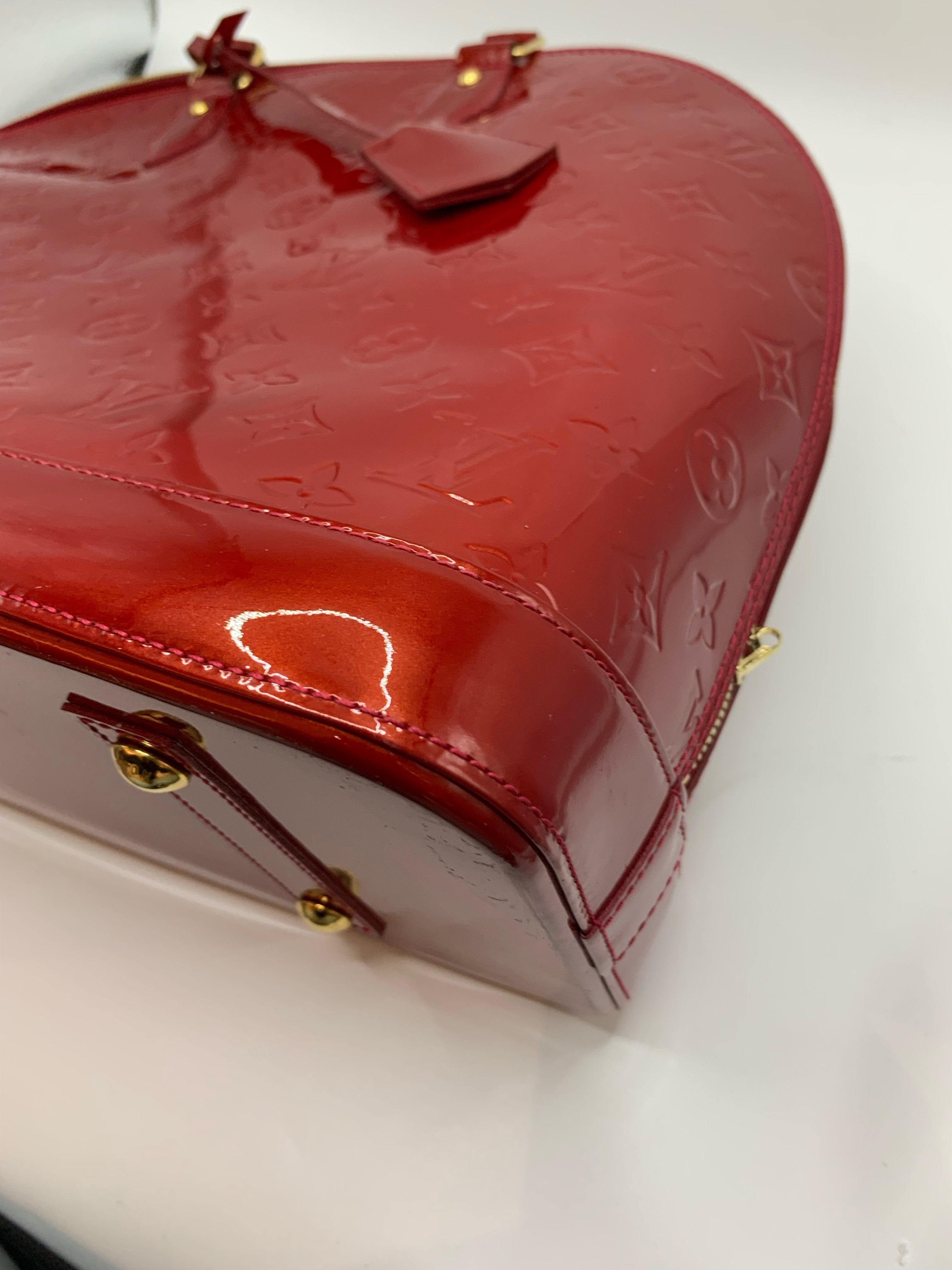 Louis Vuitton Satchel M91770