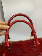 Louis Vuitton Satchel M91770