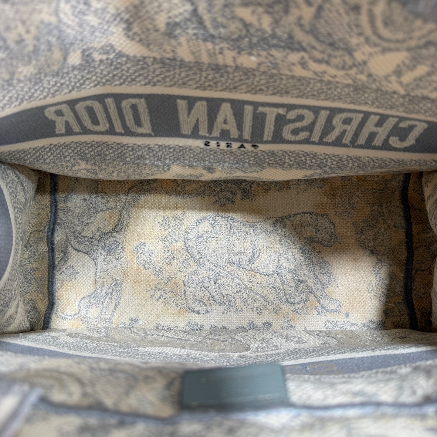 Dior Gray M1296ZRGO_M932