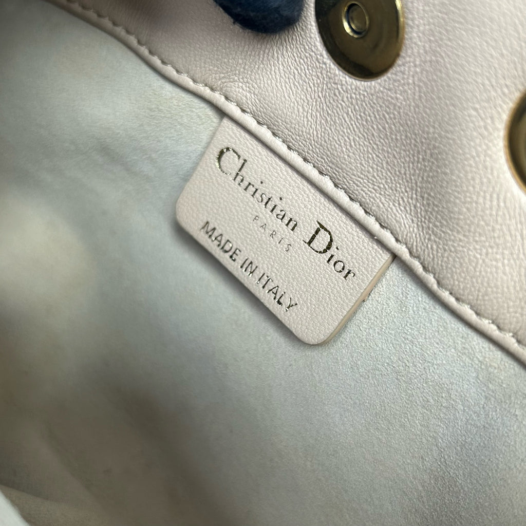 Dior Beige