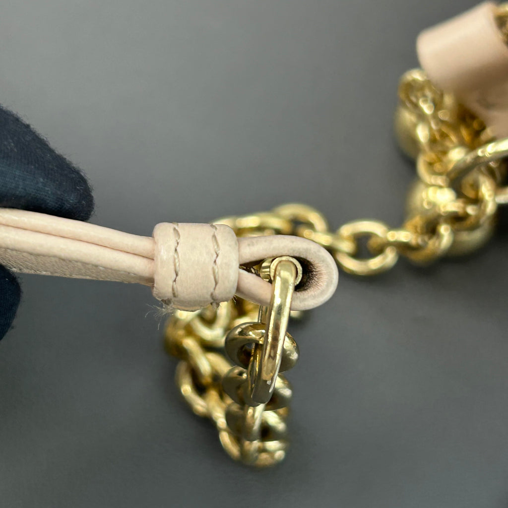 Dior Beige