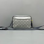 Louis Vuitton Messenger Bag
