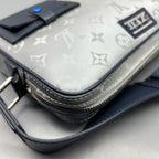 Louis Vuitton Messenger Bag