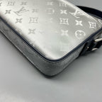 Louis Vuitton Messenger Bag