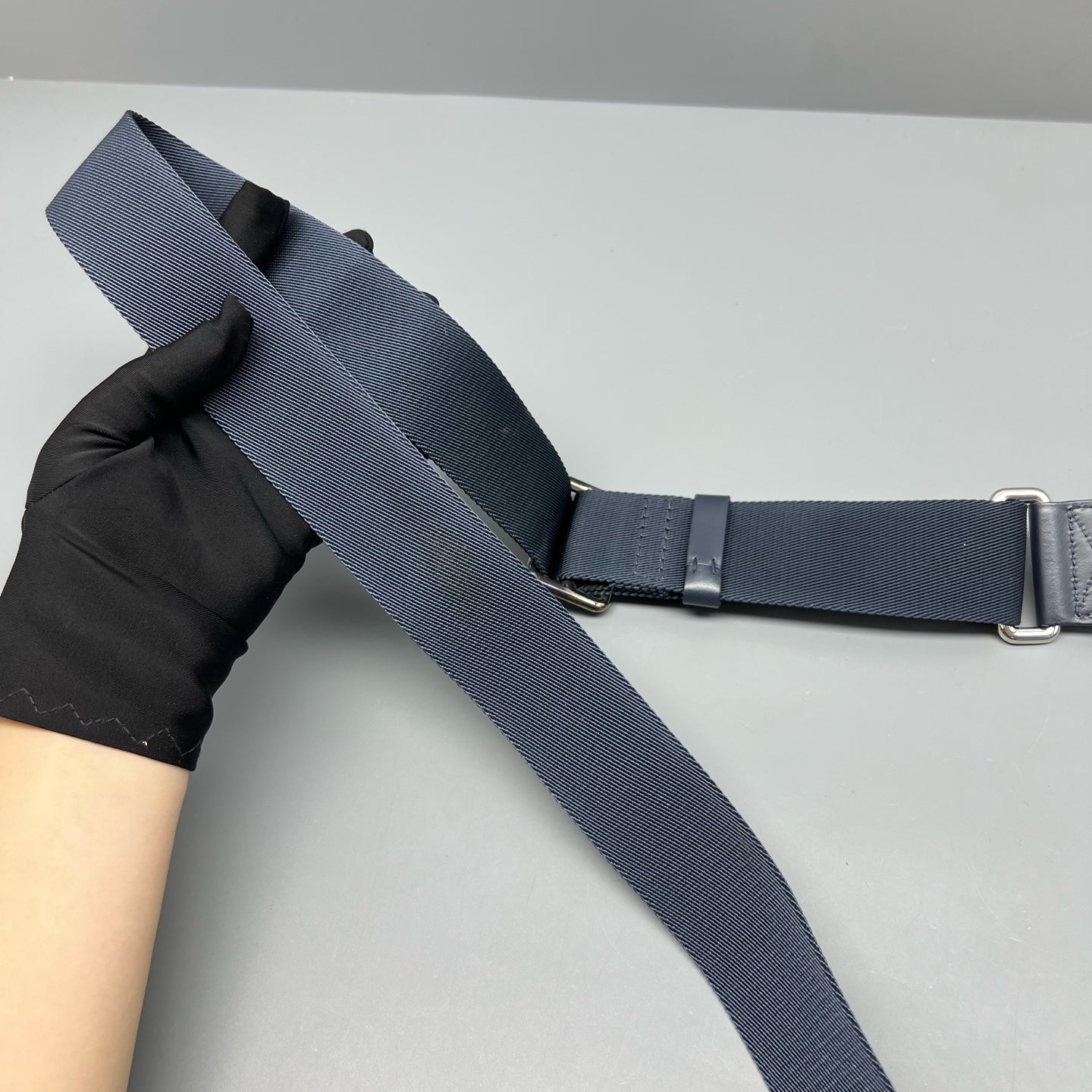 Louis Vuitton Messenger Bag