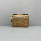 Louis Vuitton Messenger Bag