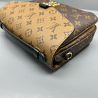 Louis Vuitton Messenger Bag