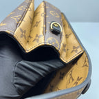 Louis Vuitton Messenger Bag