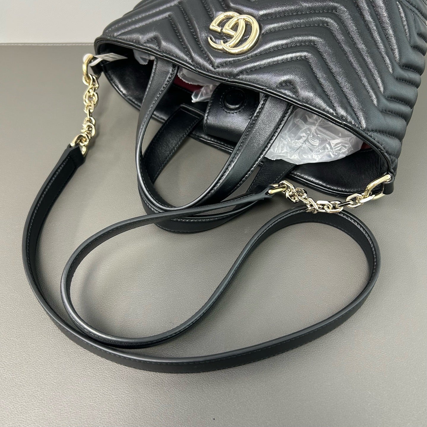 Gucci Gucci Betty Mini Tote Bag Leather Gold Tote 847386AAFA11000