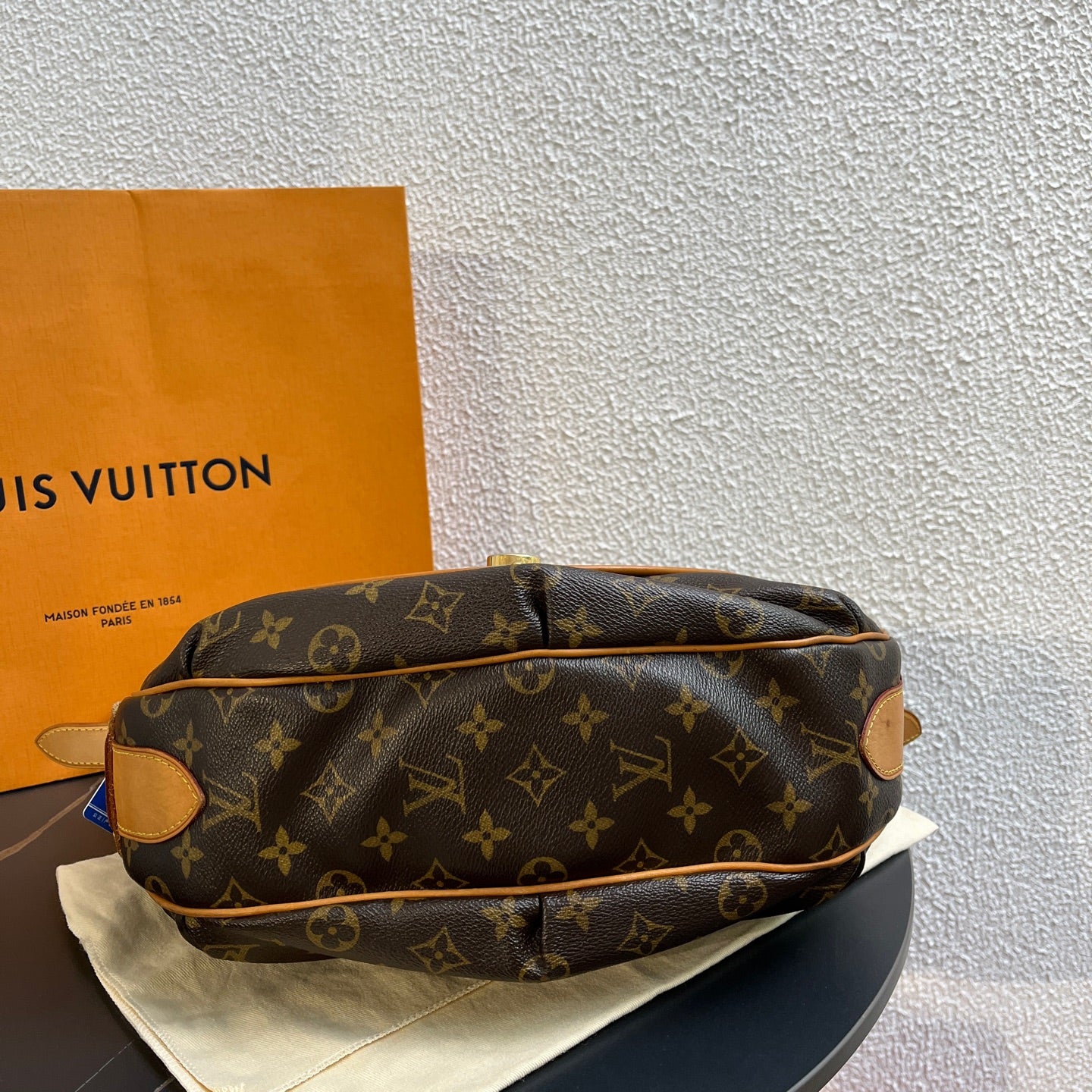 Louis Vuitton Crossbody