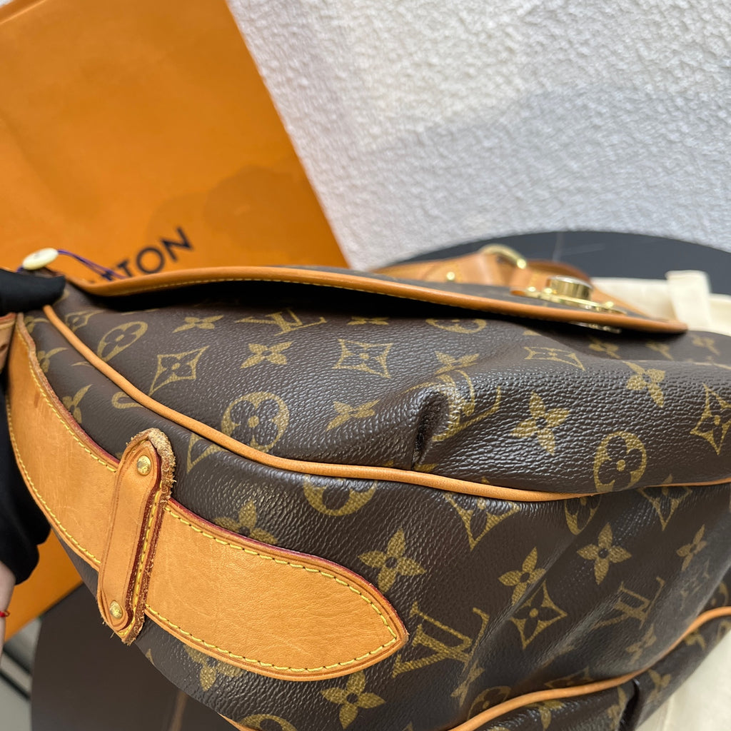 Louis Vuitton Crossbody