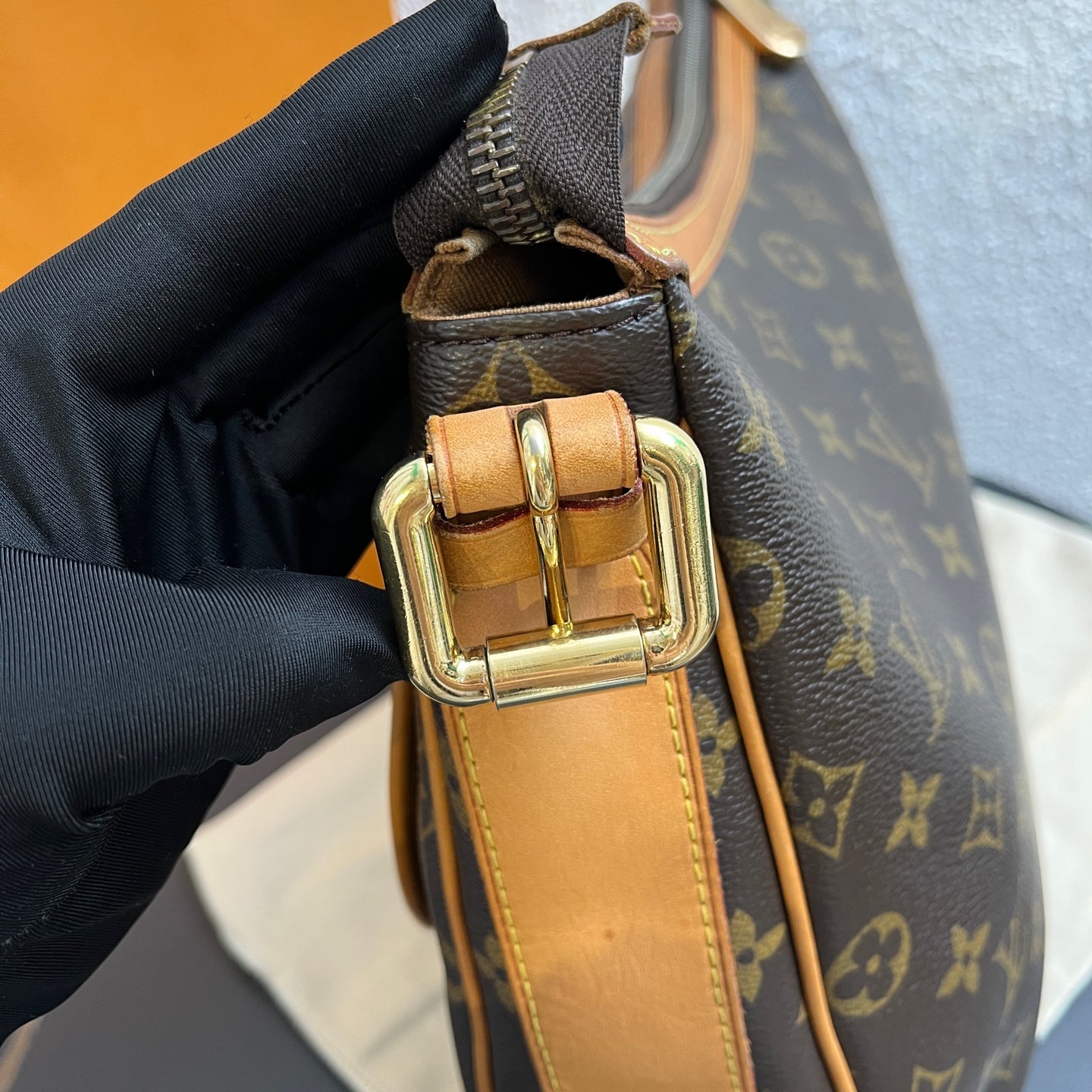 Louis Vuitton Crossbody