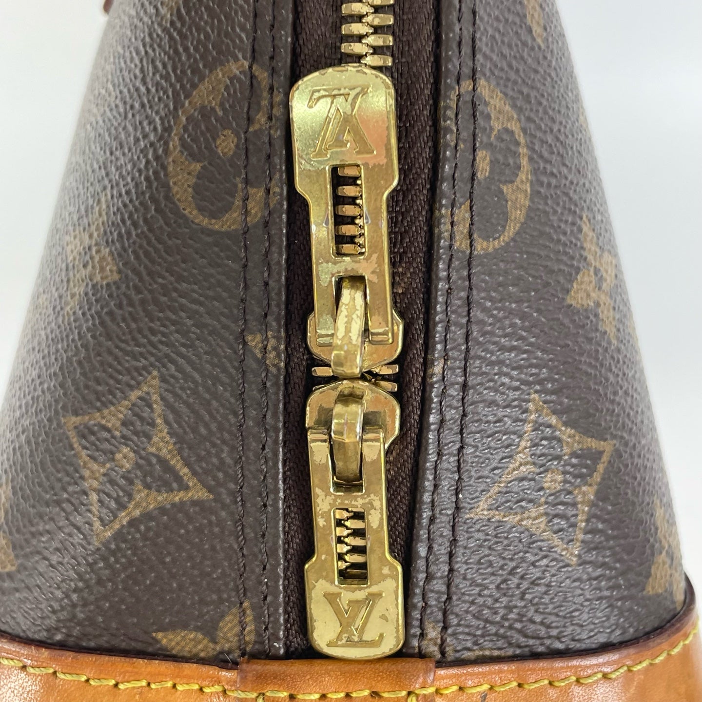 Louis Vuitton Canvas Brown