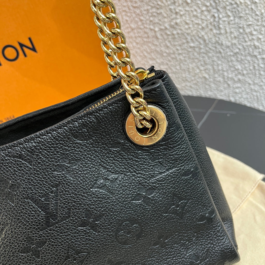 Louis Vuitton Black