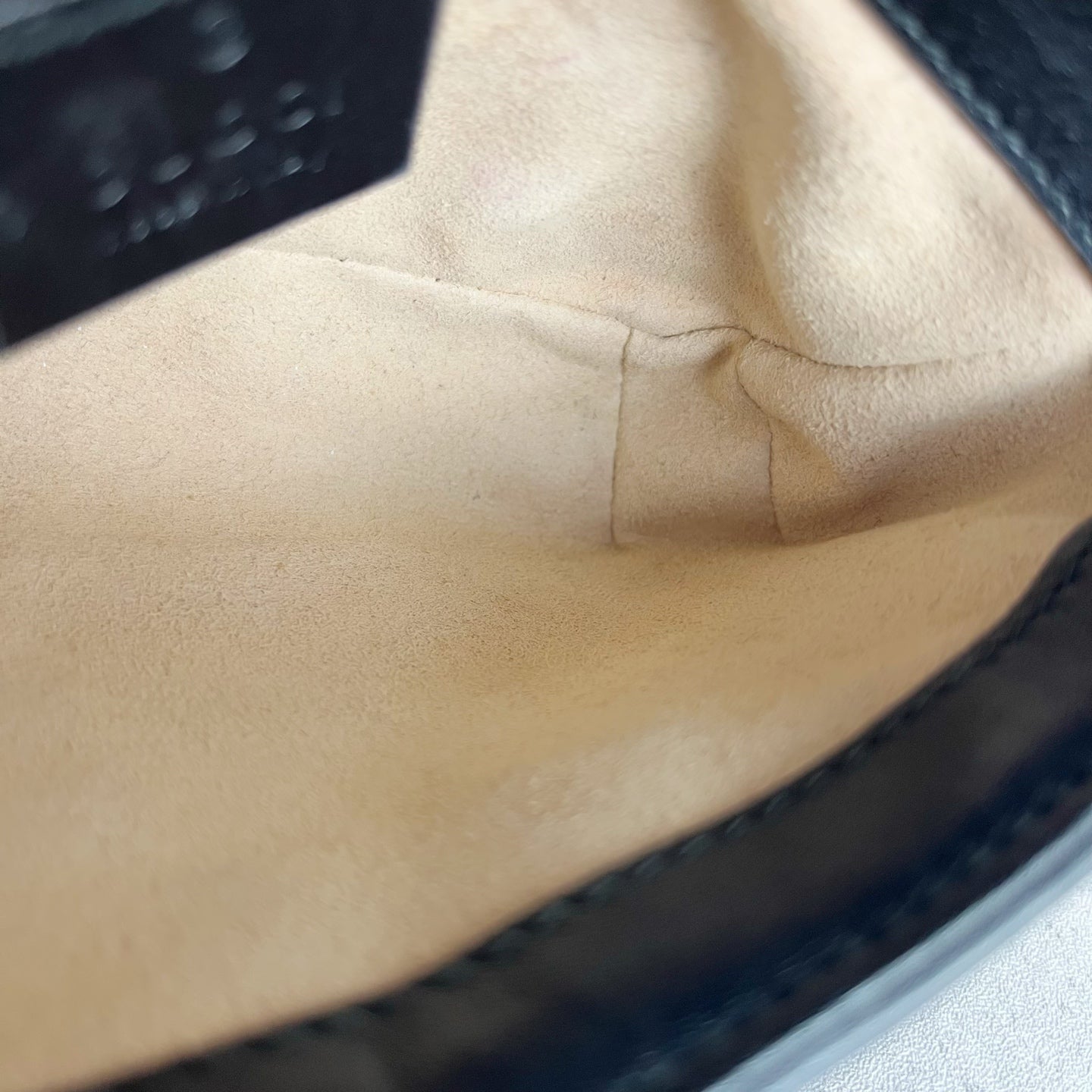 Gucci GG Marmont Collection 476433 DTDCT 1000