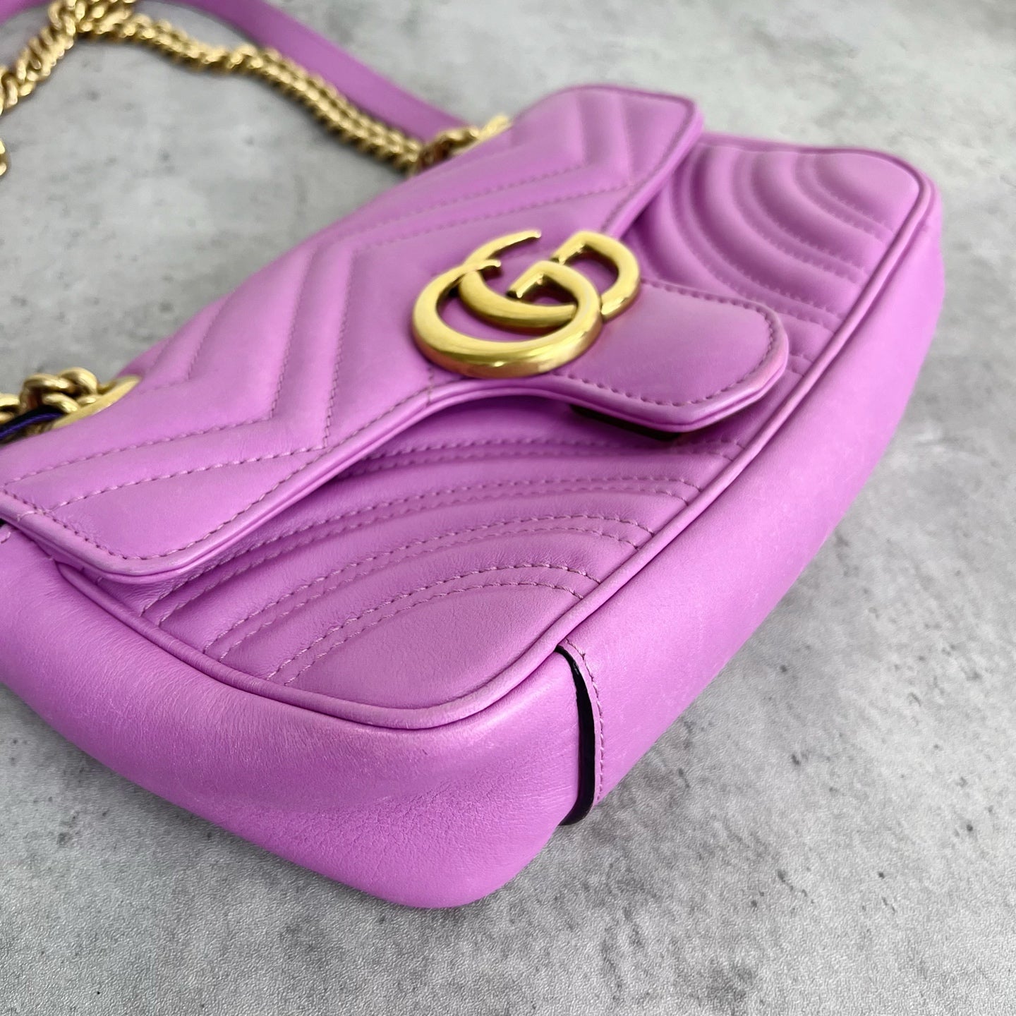 Gucci 443497-DRW3T-5554