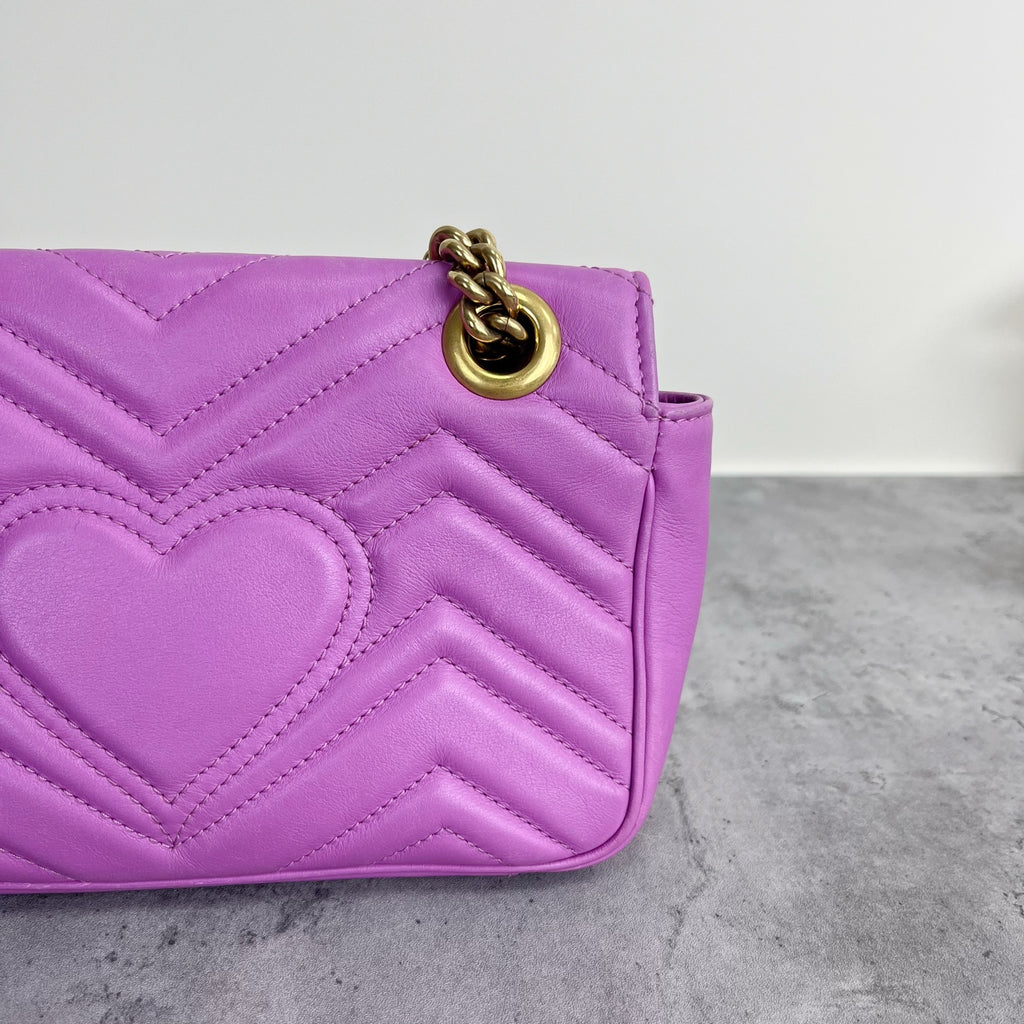 Gucci 443497-DRW3T-5554