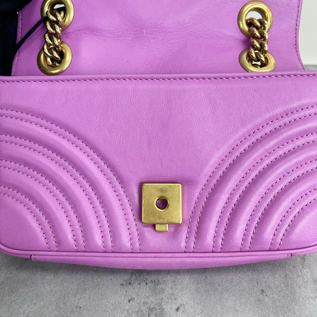 Gucci 443497-DRW3T-5554