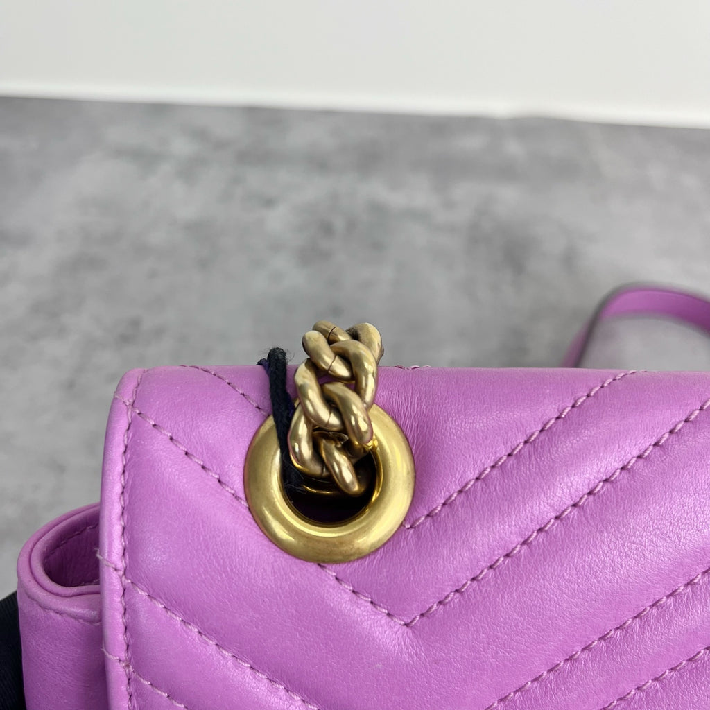 Gucci 443497-DRW3T-5554