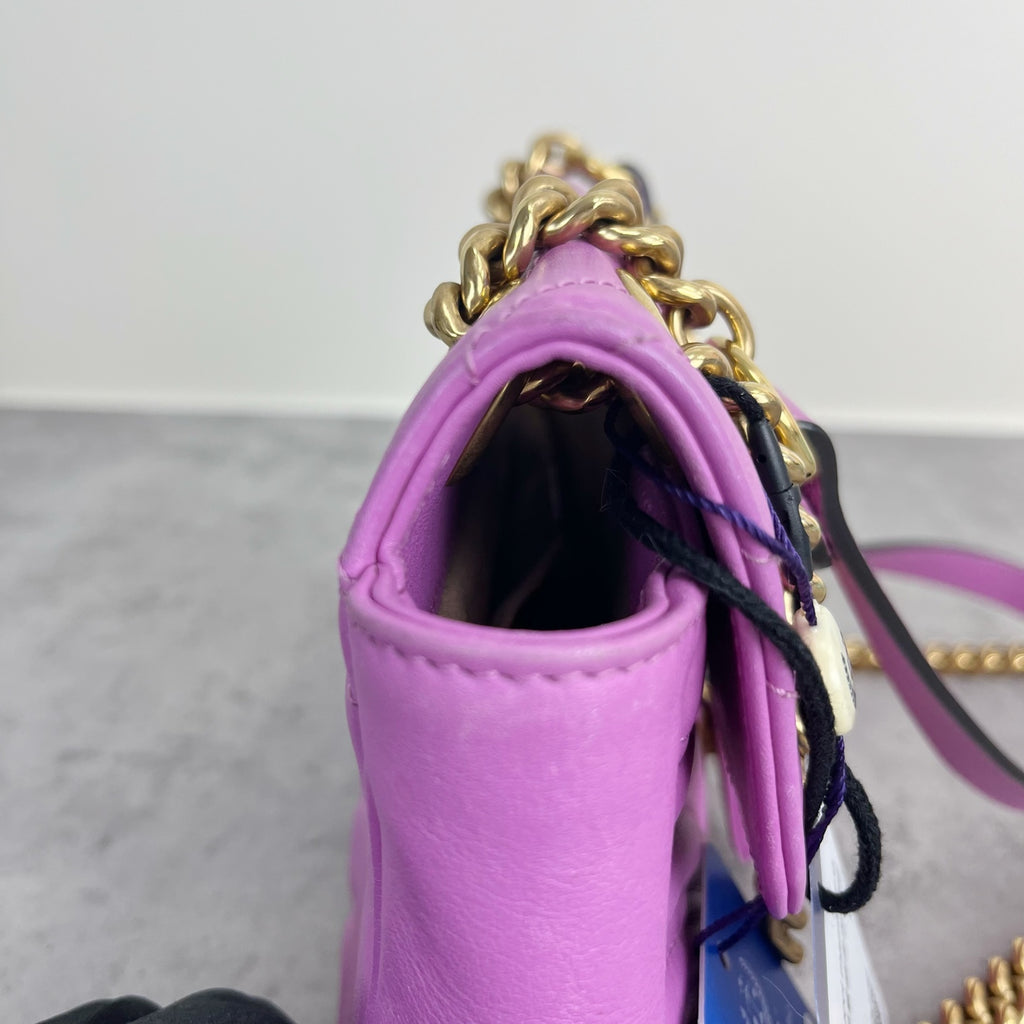 Gucci 443497-DRW3T-5554