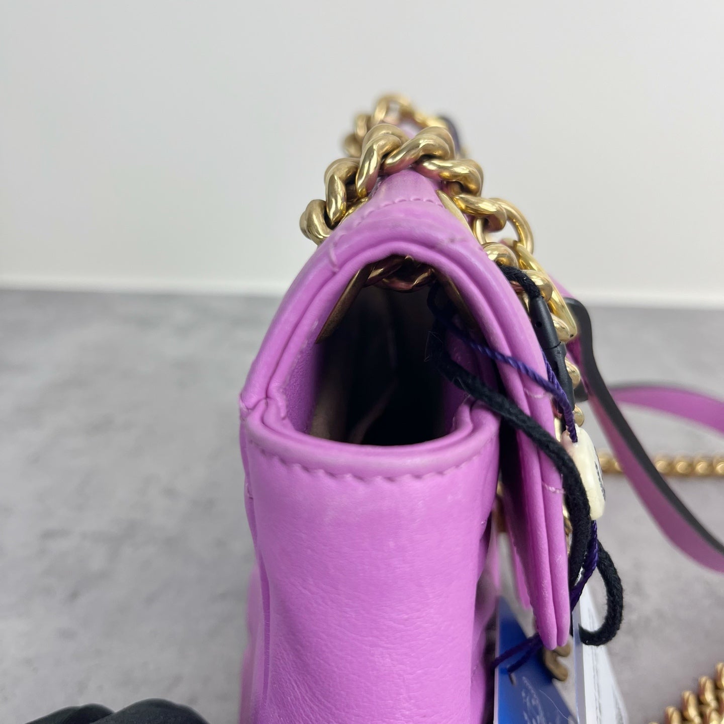 Gucci 443497-DRW3T-5554