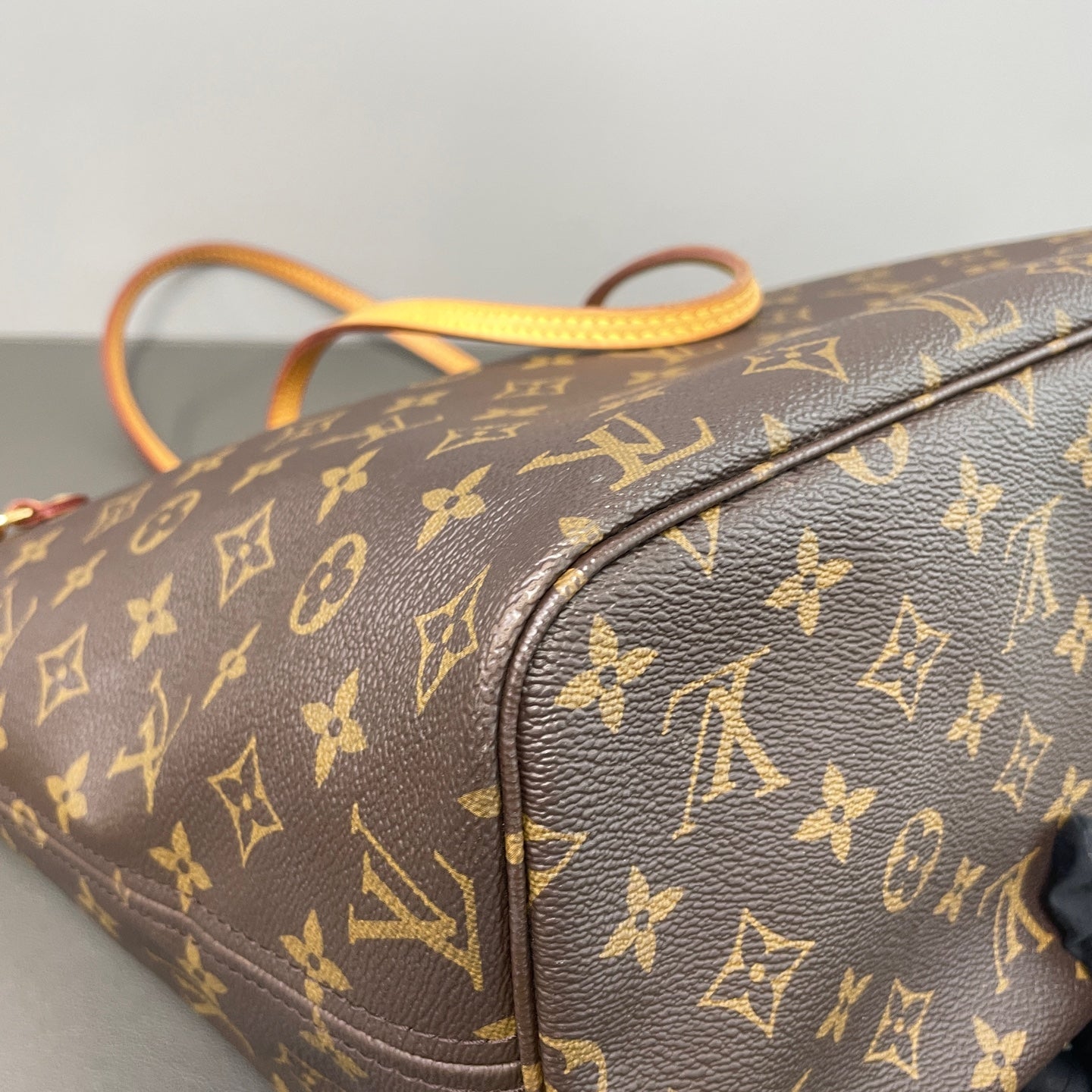 Louis Vuitton Tote