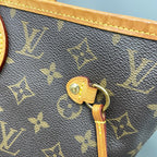Louis Vuitton Tote