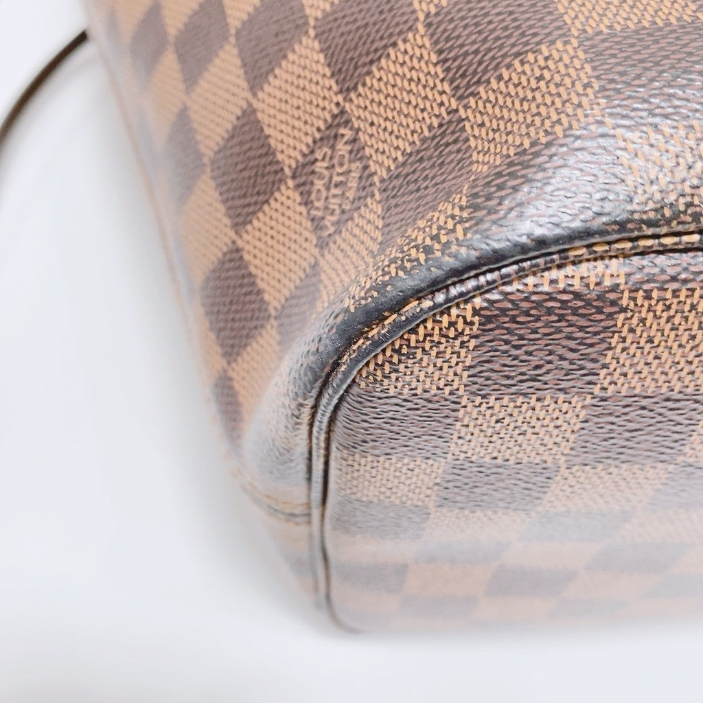 Louis Vuitton Shoulder Bag