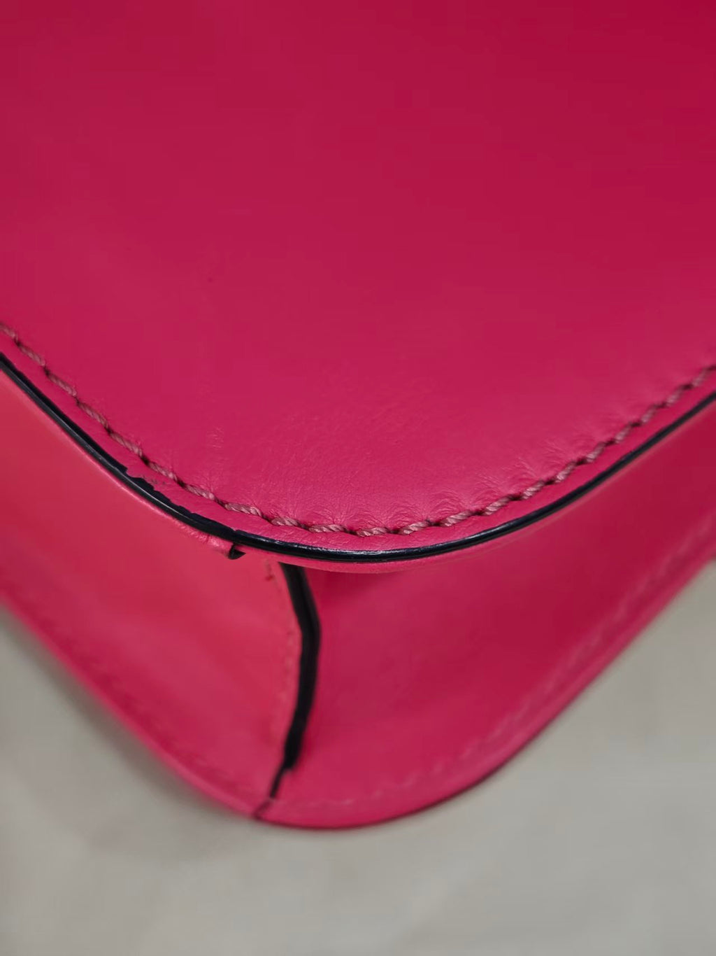 Valentino Pink
