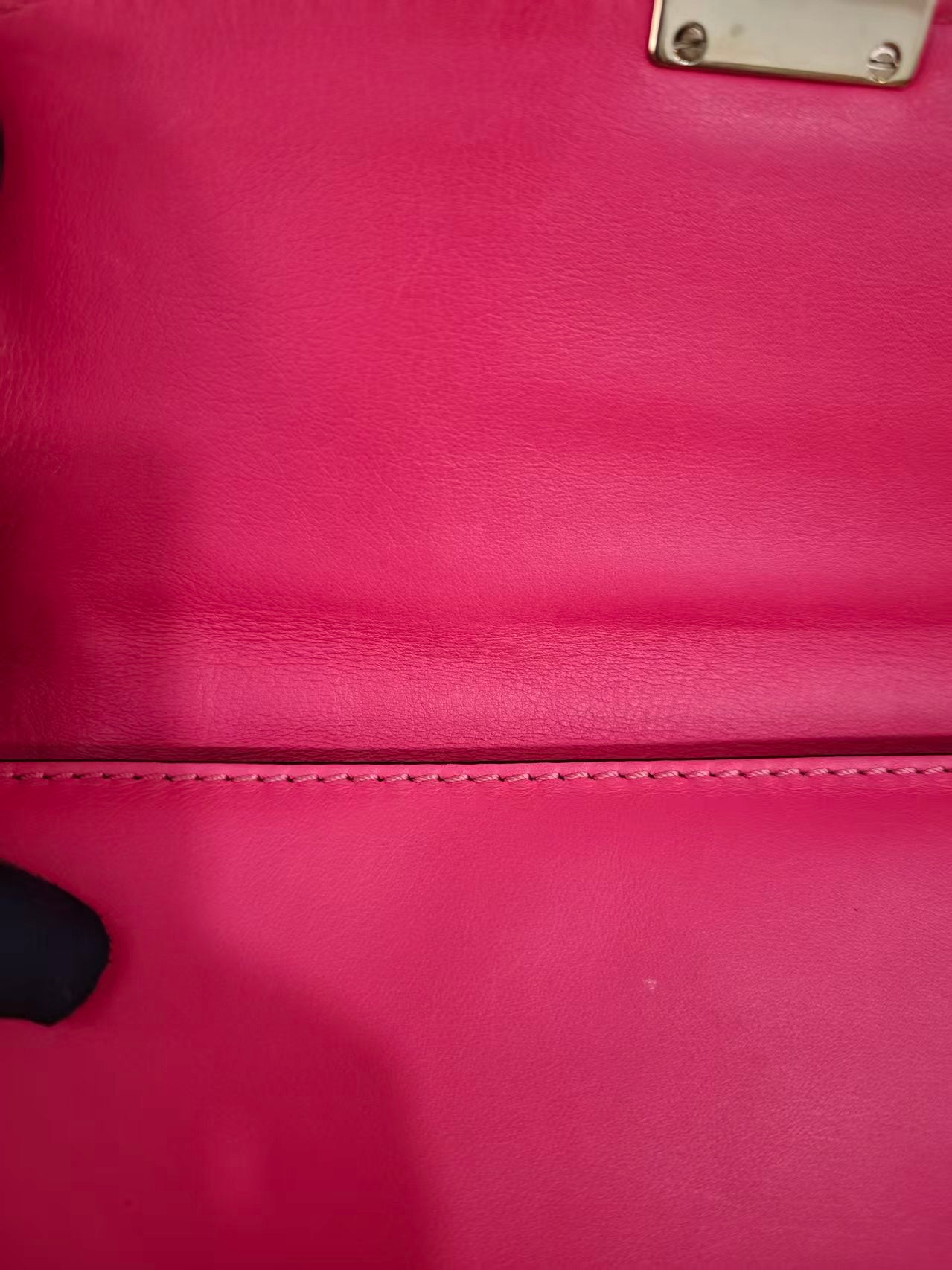 Valentino Pink