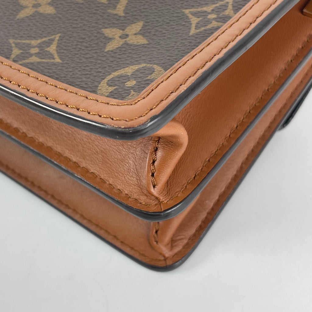 Louis Vuitton Shoulder Bag