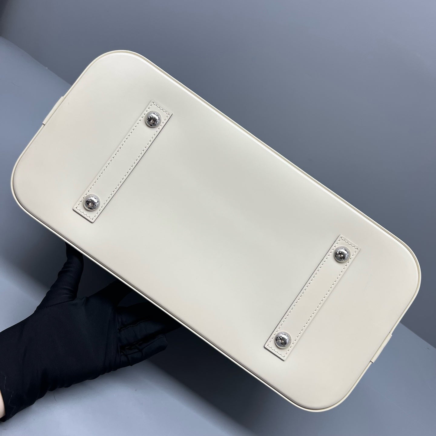 Louis Vuitton White