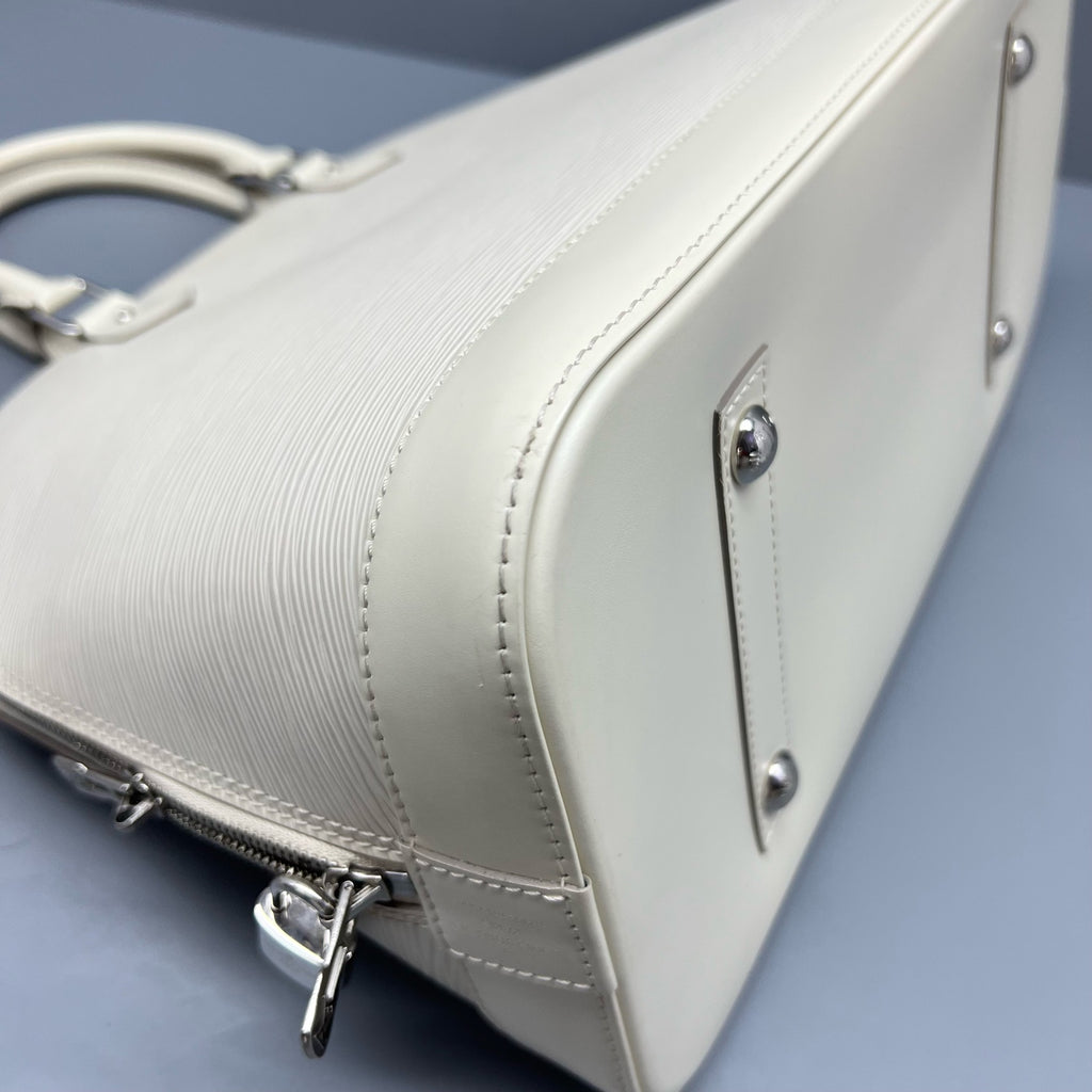 Louis Vuitton White