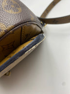 Louis Vuitton Messenger Bag